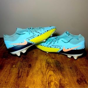Nike Phantom GT2 Academy Dynamic Fit Men's Soccer Cleat Size 9